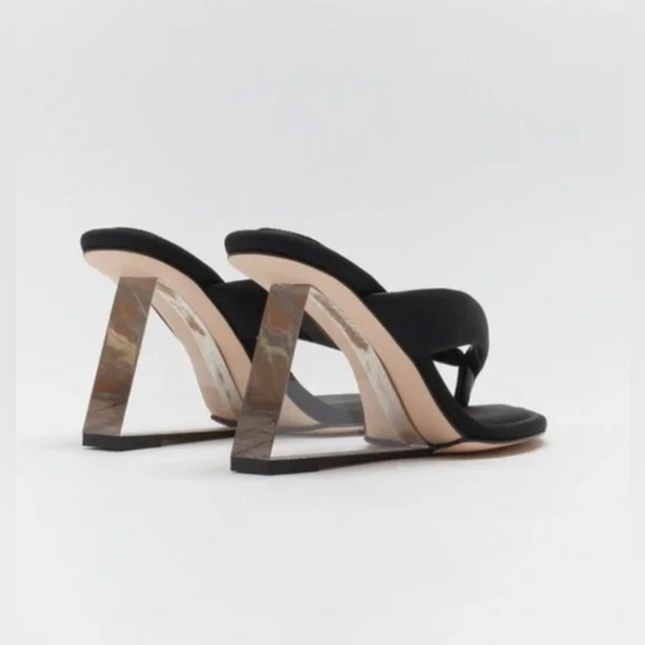 GOOD AMERICAN NEW CINDER F*CKING -RELLA  THONG WEDGE - Picture 7 of 16